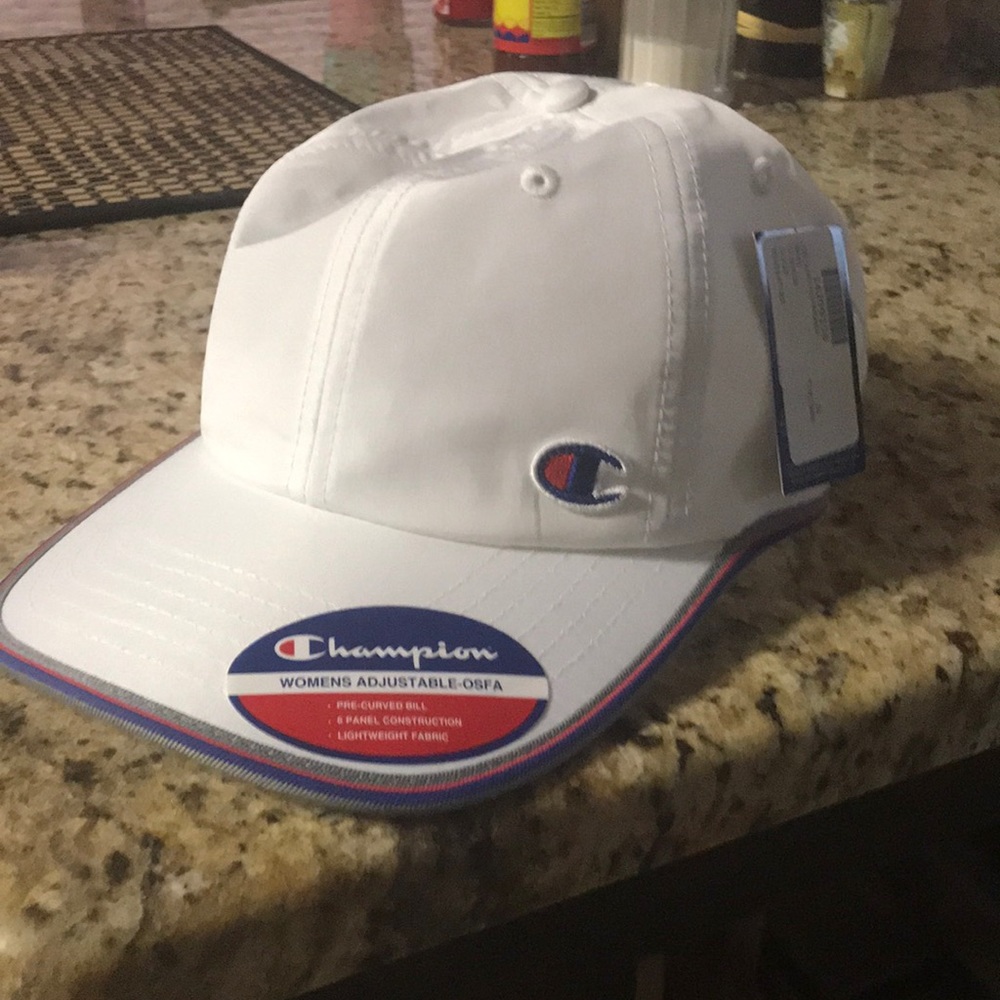 Women’s champion white hat(NEVER WORN)